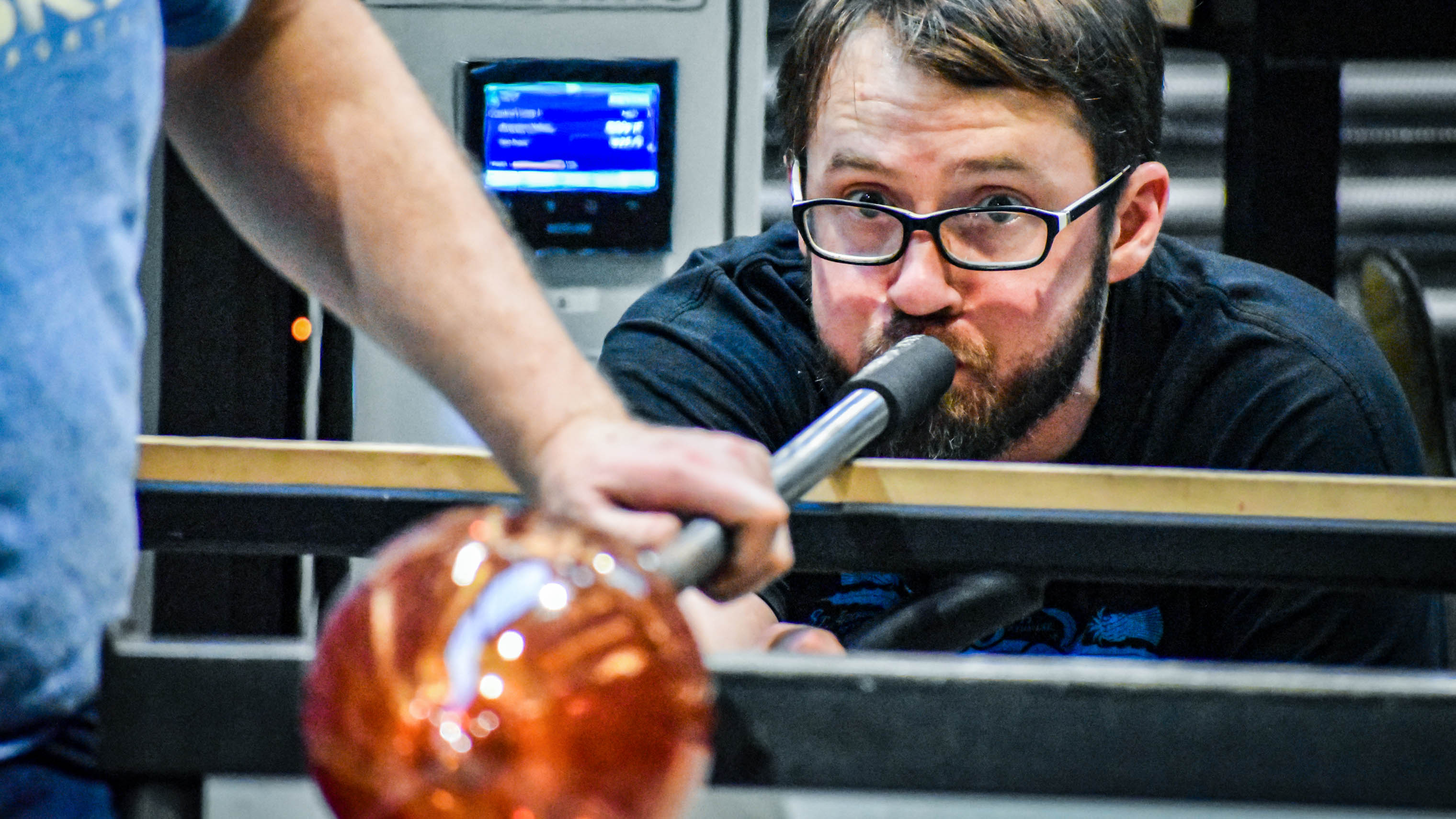 Glass blowing, Flint Institute of Art's Hot Shop, Flint, mi