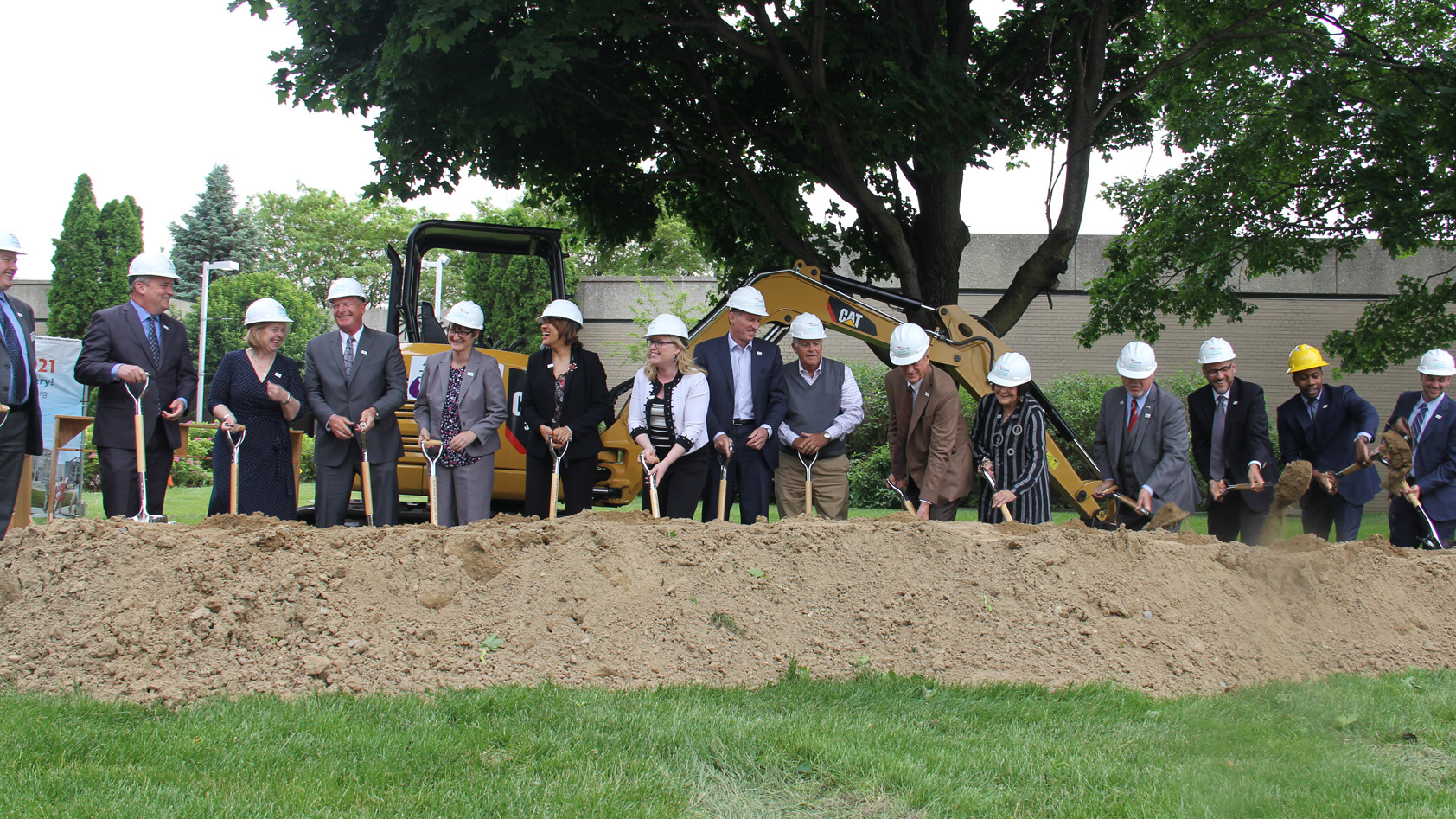 Sloan Museum of Discovery groundbreaking, Flint, MI