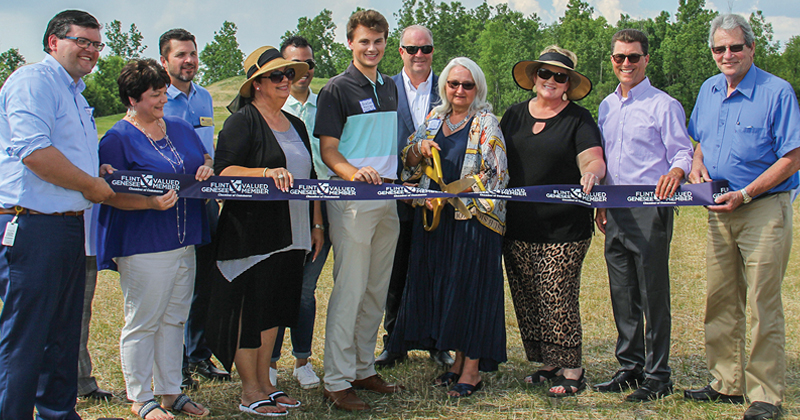 Mundy Miracle Commons ribbon cutting